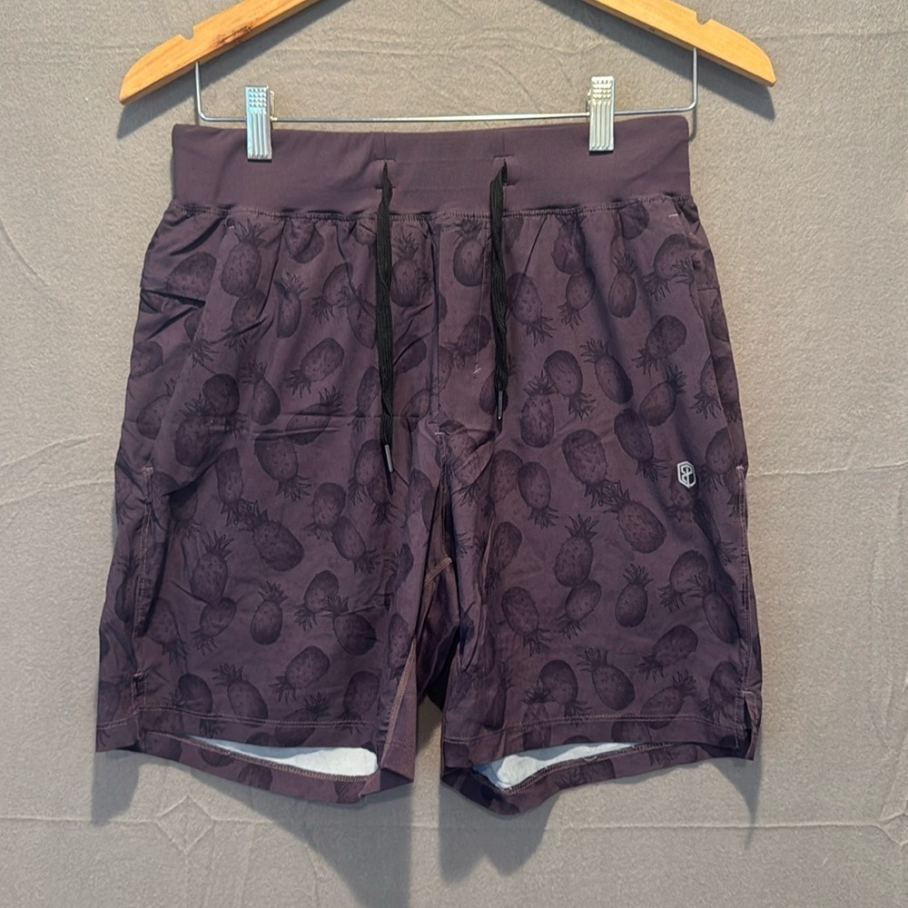 Born Primitive Men's 7" Training Shorts Purple Pineapple